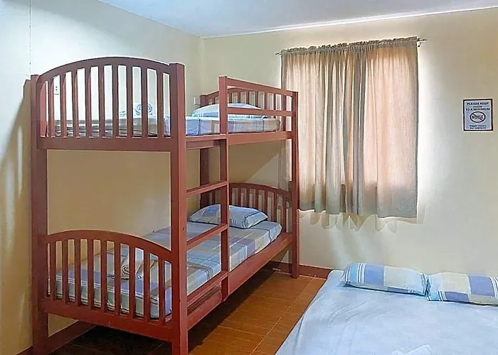 Reddoorz At La Briana Santa Fe, Bantayan Cebu Hotel