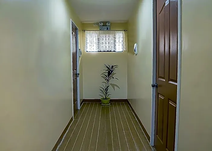 Reddoorz At La Briana Santa Fe, Bantayan Cebu Hotel